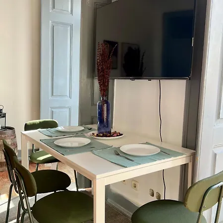 3 Bedroom With Balcony Lisbon