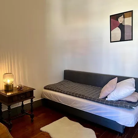 Appartamento 3 Bedroom With Balcony Lisbona