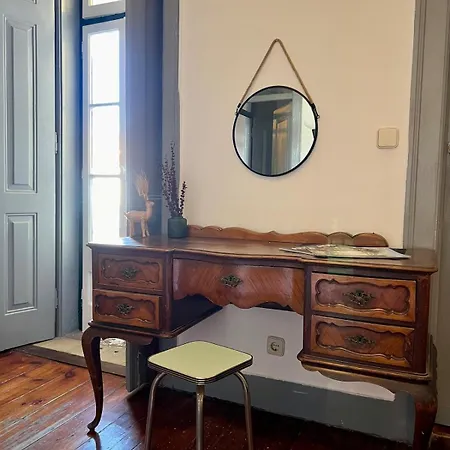 Daire Spacious T4 With Iconic Tram 28 View