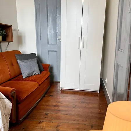 Spacious T4 With Iconic Tram 28 View Apartment *