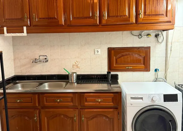 Apartamento Spacious T4 With Iconic Tram 28 View *