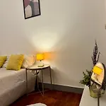 Spacious T4 With Iconic Tram 28 View Apartament Lizbona