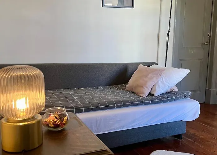 Spacious T4 With Iconic Tram 28 View * Lissabon